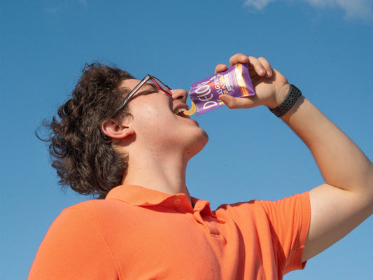 ¿Es bueno beber agua durante las comidas?